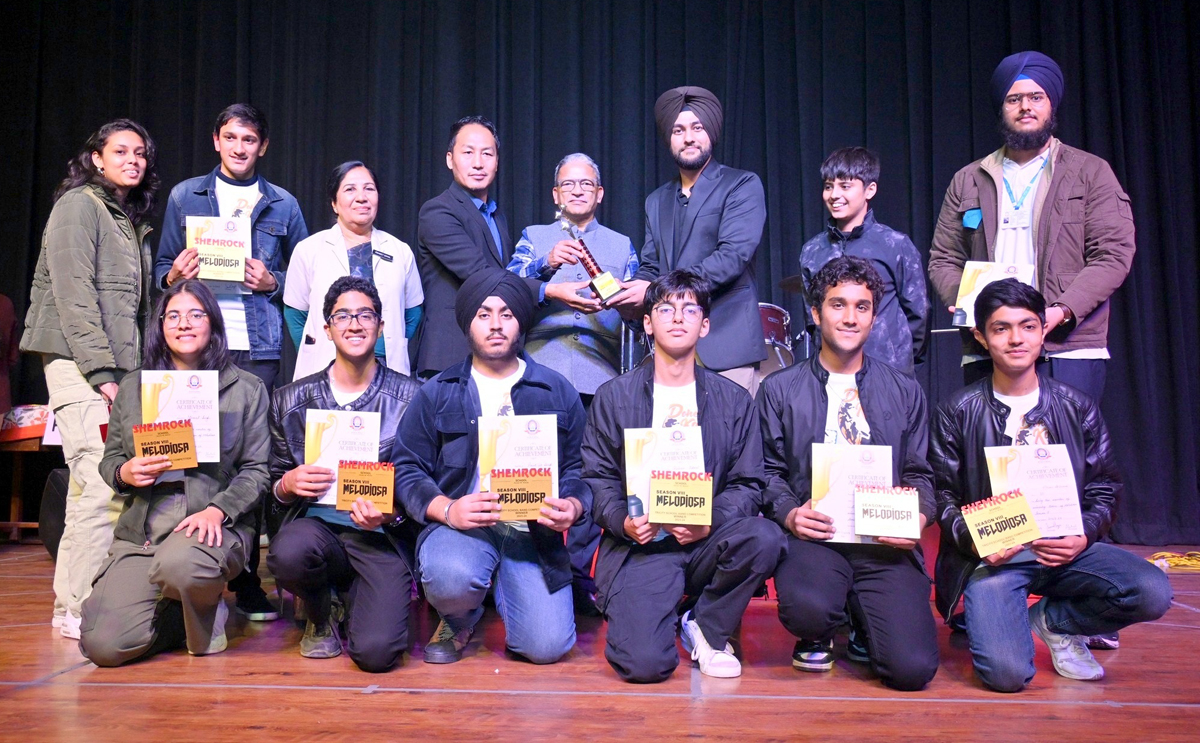 Shamrock School organized Inter School Band Competition St. Kabir School stood first, Shamrock School stood second and St. Soldier School stood third.